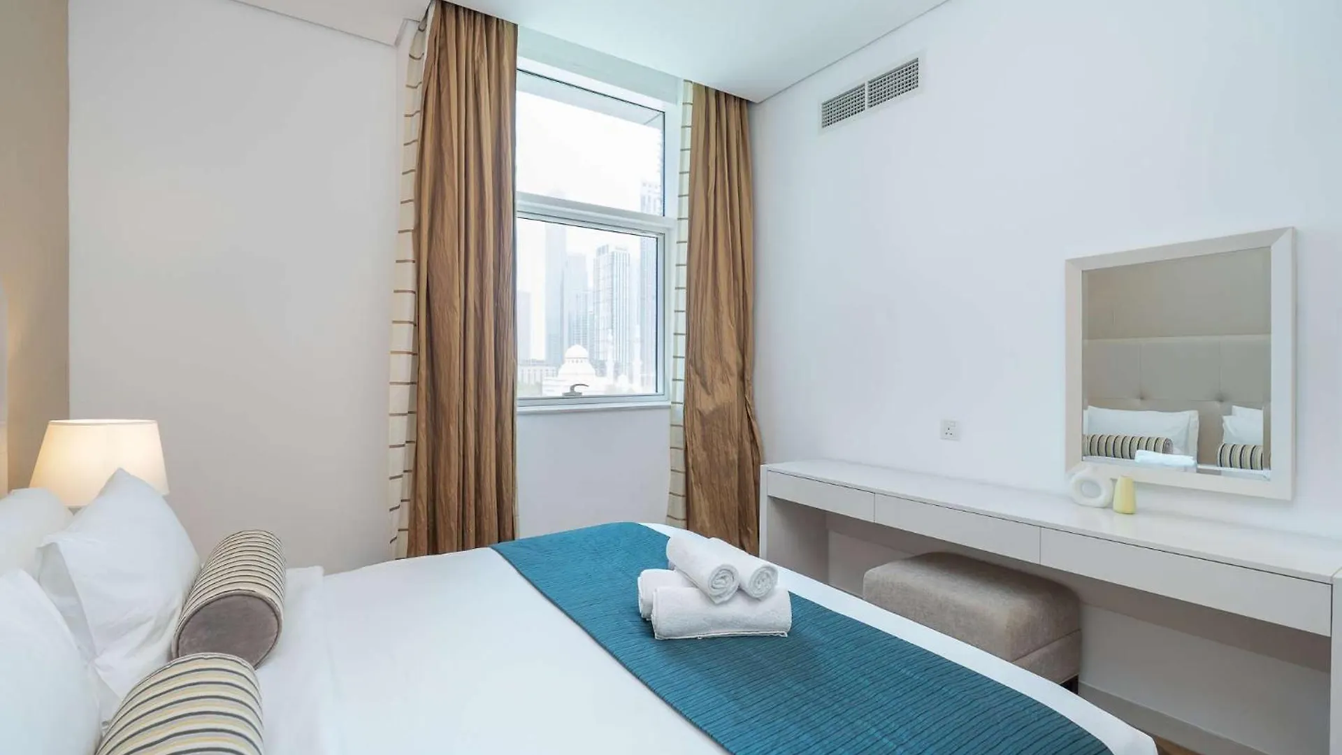Vibrant 1 Bedroom Unit In Business Bay Sleeps 2 Dubai 0*,  United Arab Emirates
